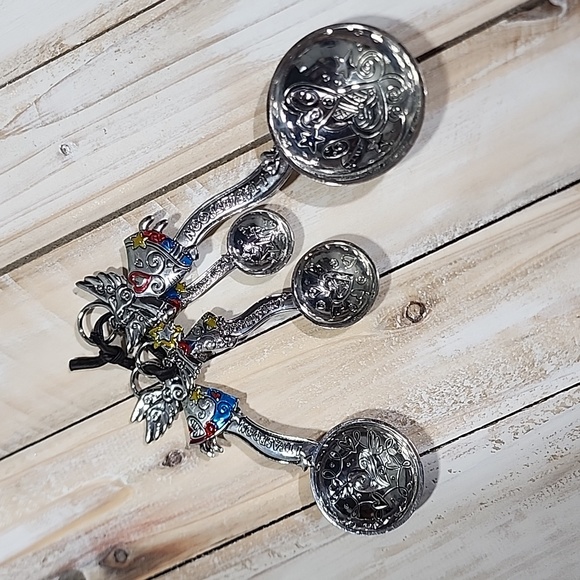Ganz 4 Piece Angel Theme Measuring Spoons - Picture 2 of 6